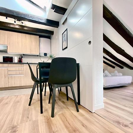 Charming Malasana Attic Madrid Buitenkant foto