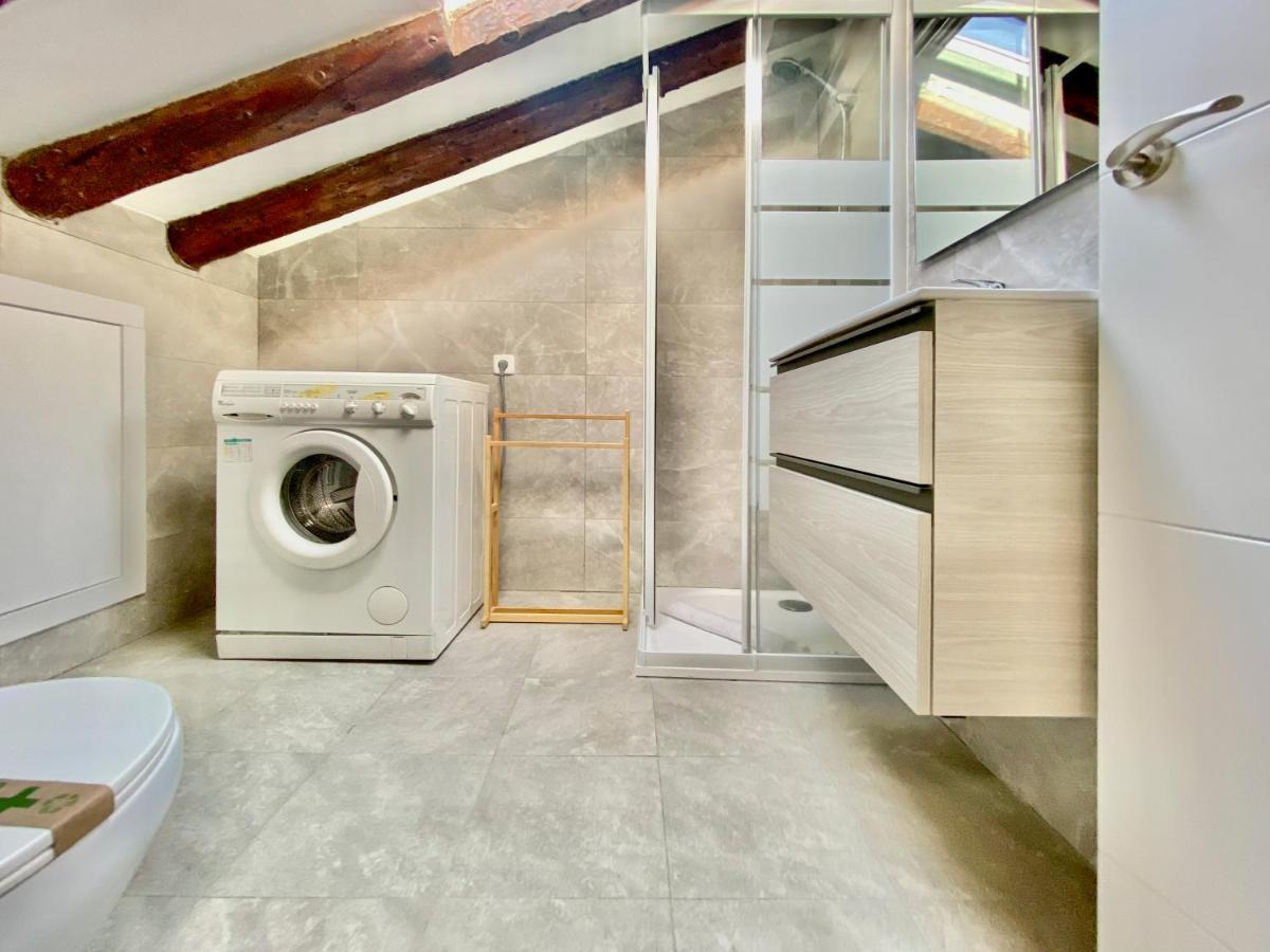 Charming Malasana Attic Madrid Buitenkant foto